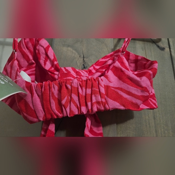 H&M Tie Front Linen Blend Bralette Crop Top. Zebra Print Red/Pink. Size XS NWT - Picture 15 of 16